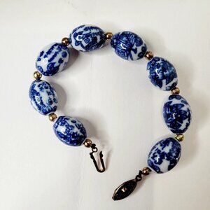 Vintage Chinese Porcelain Cobalt Blue & White Oval Bead Bracelet Asian  7.5"